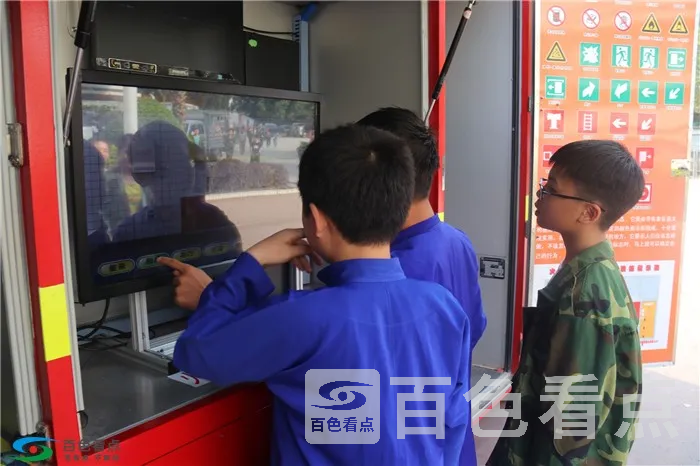 体验查找火灾隐患模拟系统.webp