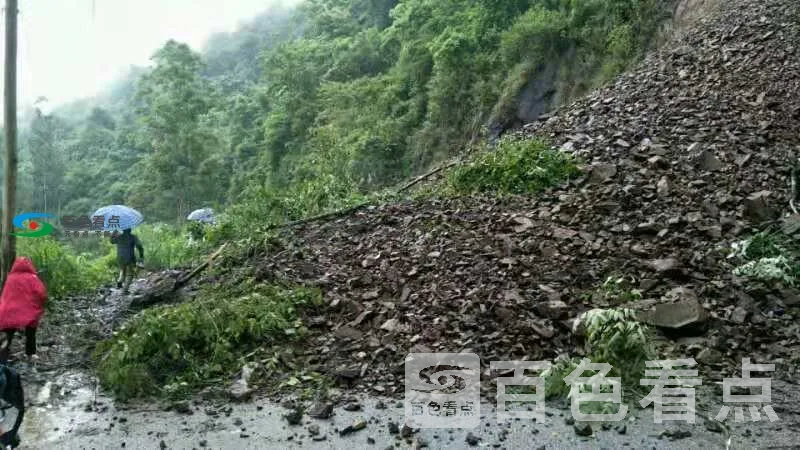 S307坡洪至弄陇线K213 100那坡县百都乡百都村路段2.webp