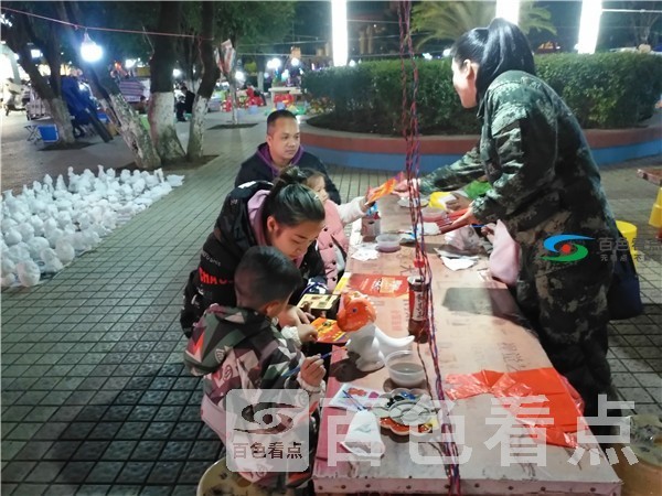 发放宣传资料（六）.jpg