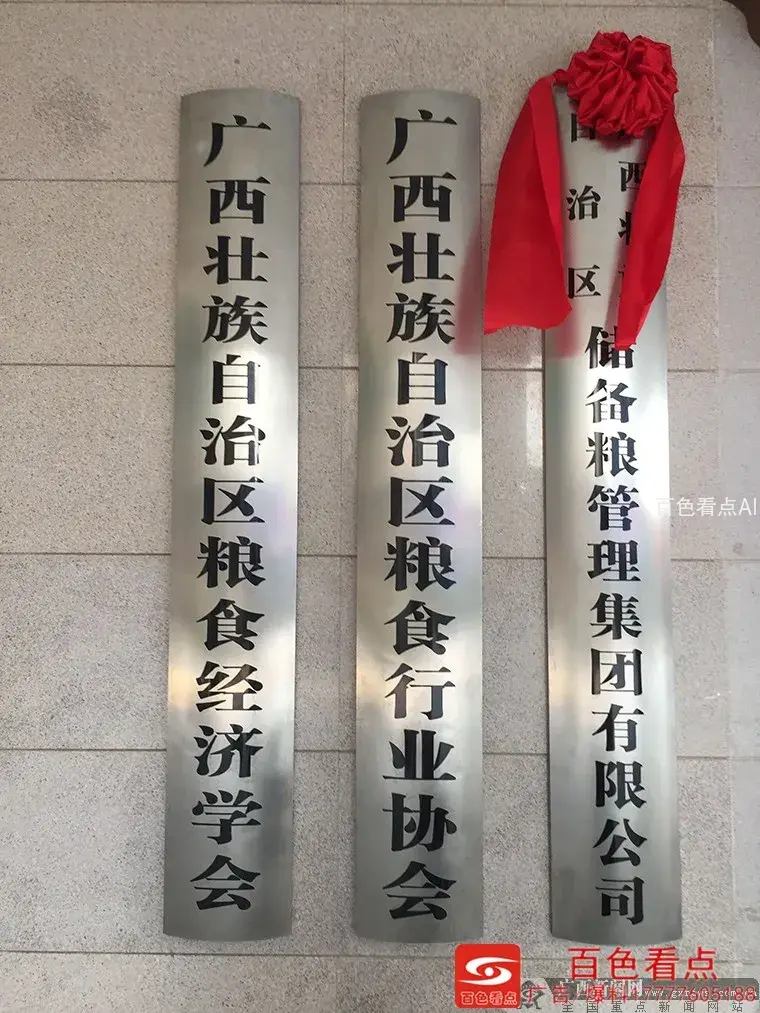 S9DTYTKD563rem.webp
