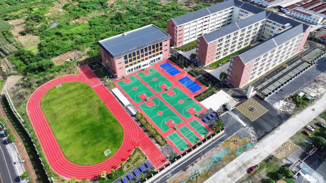 新增1620个学位！右江区逸夫小学迎龙分校建成投入使用