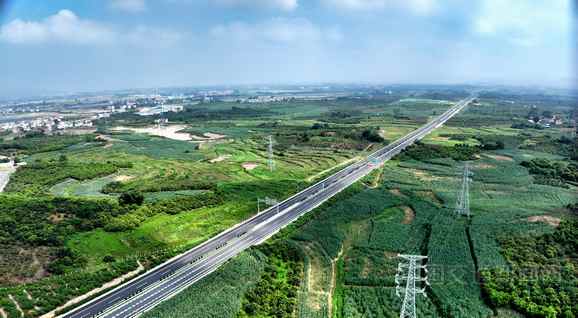 百色北环高速公路项目通过交工验收