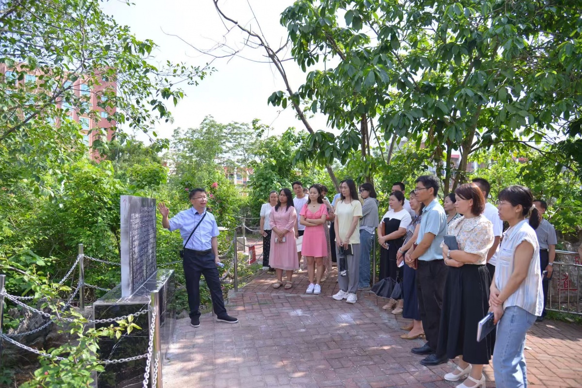 高校风采·培贤学院专题报道｜耄耋之年，两位香港博士在广西建了一所“不一样”的大学